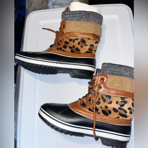 Shoes - Boutique boots